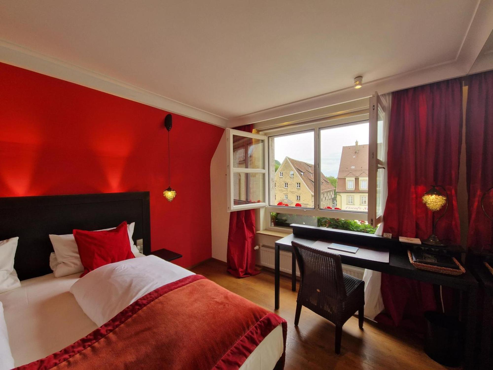 Laurentius Boutique-Hotel & Restaurant Weikersheim Exteriör bild
