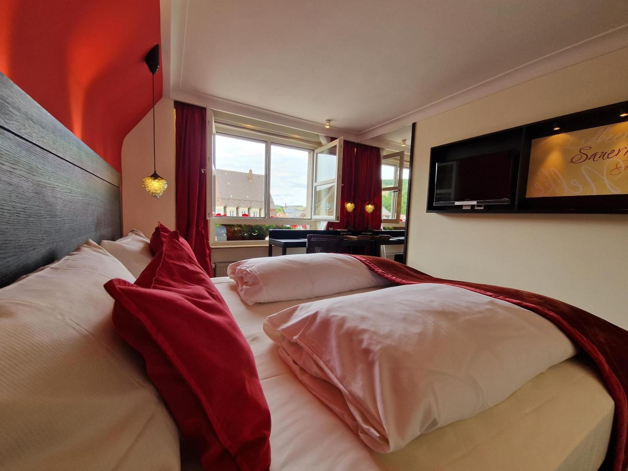 Laurentius Boutique-Hotel & Restaurant Weikersheim Exteriör bild